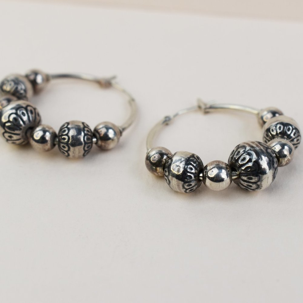 Large bead hoop earrings 925 sterling silver, basic chunky hoops, boho jewelry - Picture 7 of 8